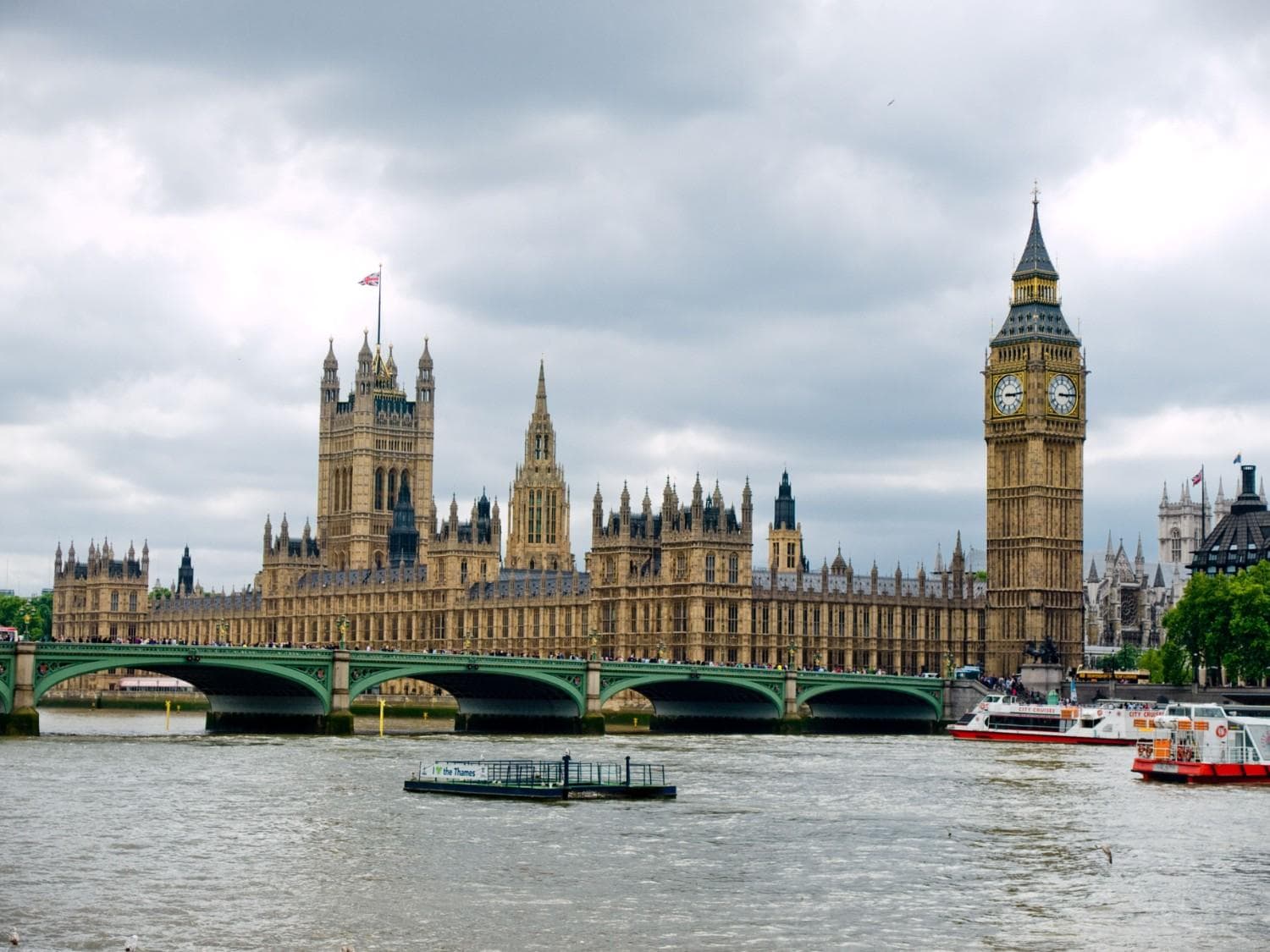 Big Ben and the Houses of Parliament in London, backdrop for the 1970s political and espionage thriller London Bridge Is Falling Down